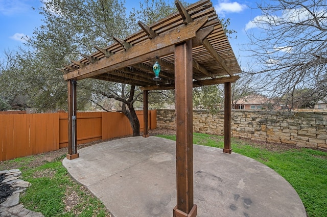 view of patio featuring a pergola