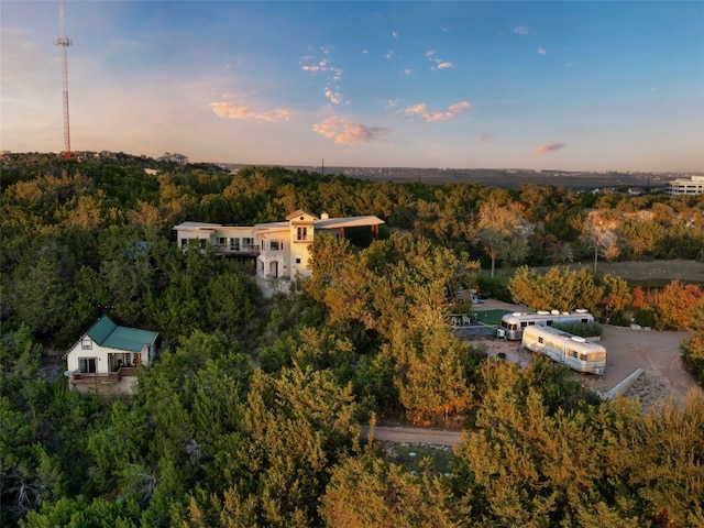 view of aerial view at dusk