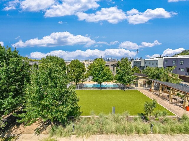 2800 Treble Ln Unit 831, Austin, TX 78704 - view of green lawn