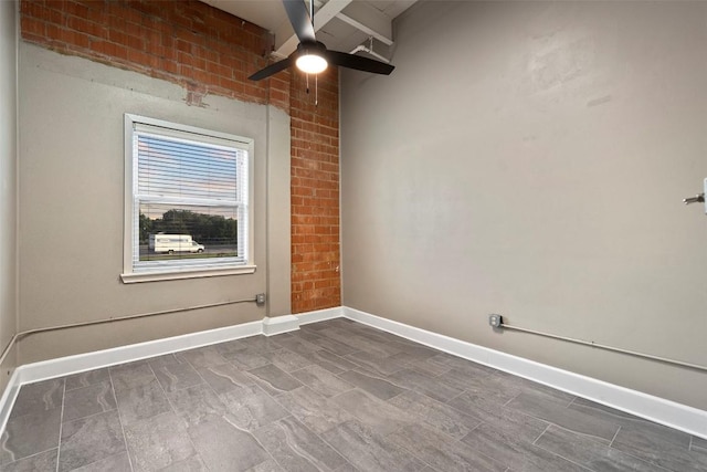 empty room featuring ceiling fan