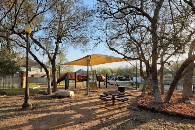 surrounding community with a playground