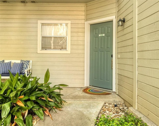 view of entrance to property