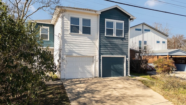 view of front of property featuring a garage