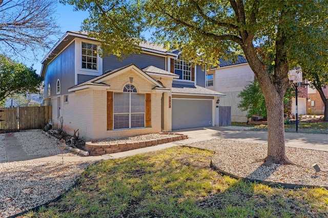 view of front property featuring a garage