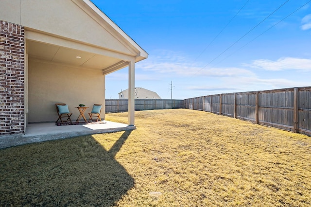 view of yard with a patio