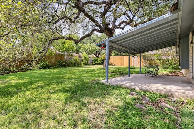 view of yard with a patio area