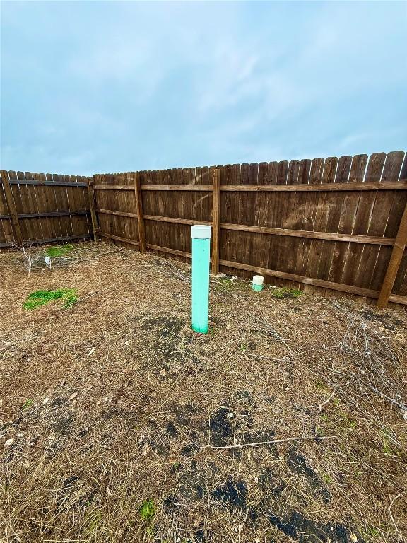 Listing photo 3 for 540 Arrowhead Cv, Kyle TX 78640