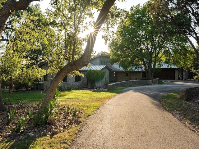 view of front of home with a front yard