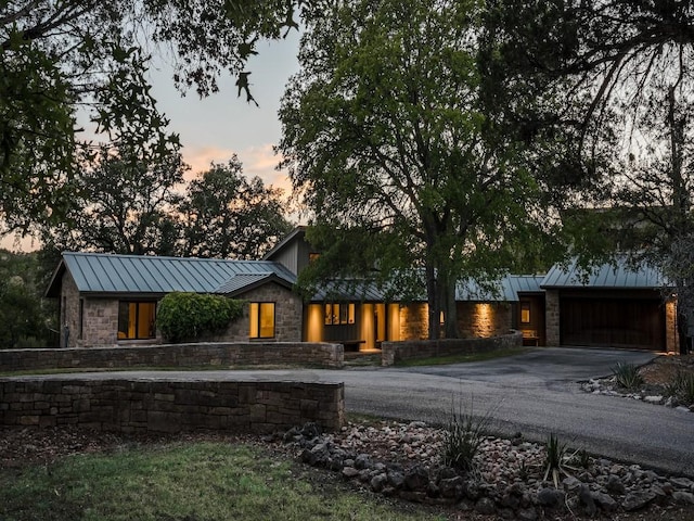 view of front of house featuring a garage