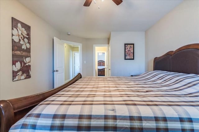 bedroom with ceiling fan