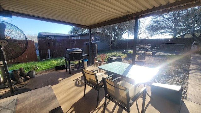 12410 Twin Creek Rd, Manchaca, TX 78652 - view of patio featuring a fenced backyard and outdoor dining space