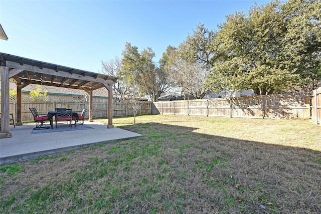 view of yard featuring a pergola and a patio