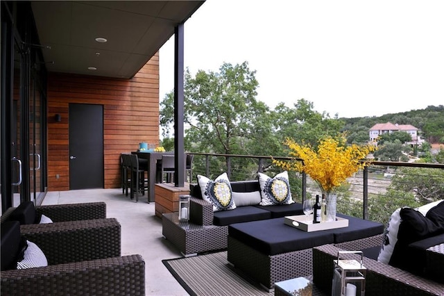 exterior space featuring an outdoor hangout area