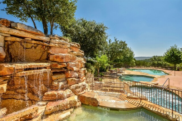 6601 Rocky Grotto Cv, Jonestown, TX 78645 - photo 16