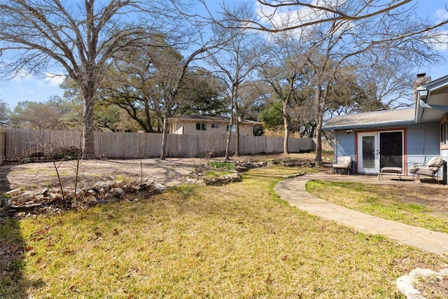 view of yard featuring a patio area