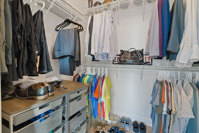 360 Nueces St Unit 914, Austin, TX 78701 - view of walk in closet