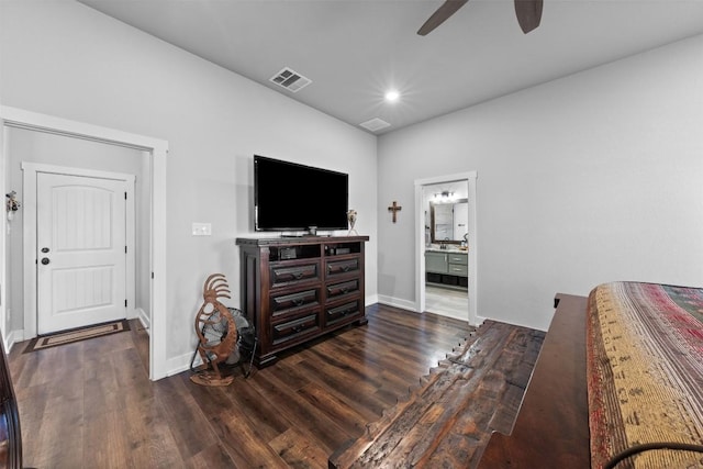 bedroom with dark wood-type flooring and ceiling fan