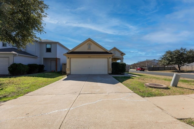 view of front of home featuring a front lawn