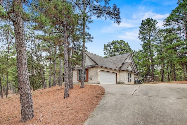 view of front of property featuring a garage