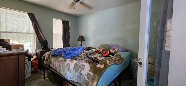 bedroom with ceiling fan