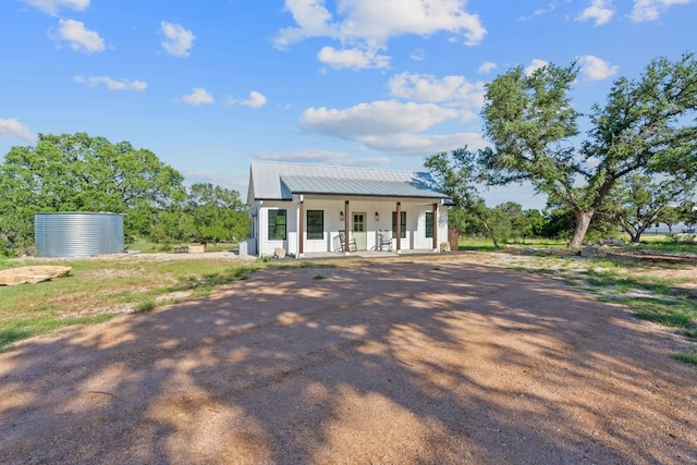 view of front of house with a porch