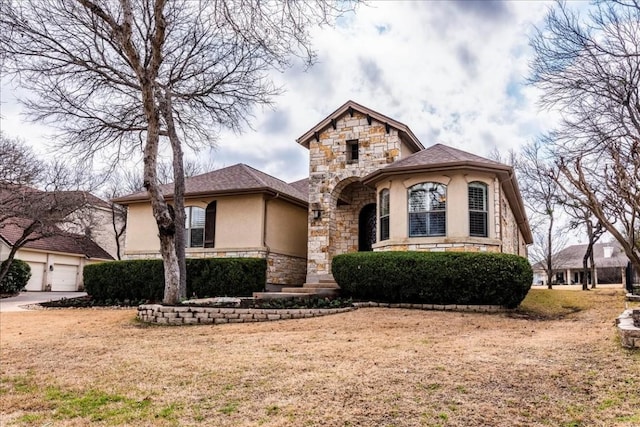 view of front of home with a front yard