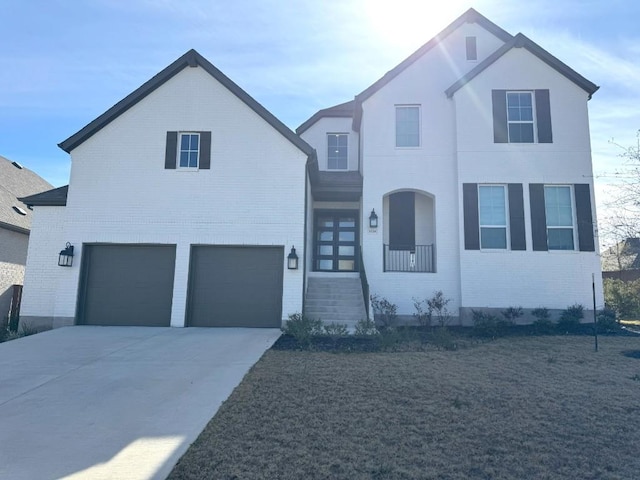 view of front facade with a garage