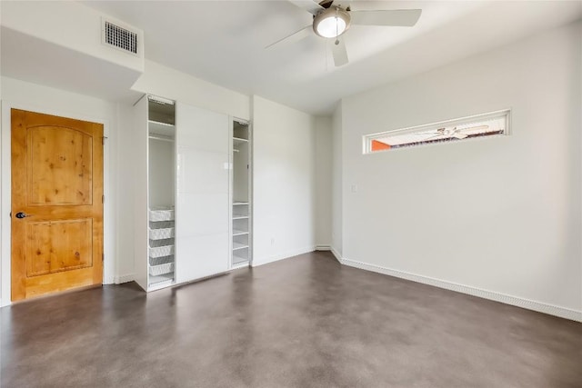 unfurnished bedroom featuring ceiling fan