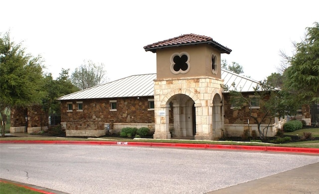 view of building exterior