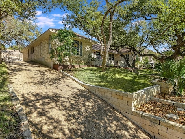 view of front of property with a front lawn