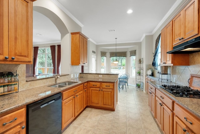 kitchen featuring decorative light fixtures, black appliances, sink, ornamental molding, and kitchen peninsula