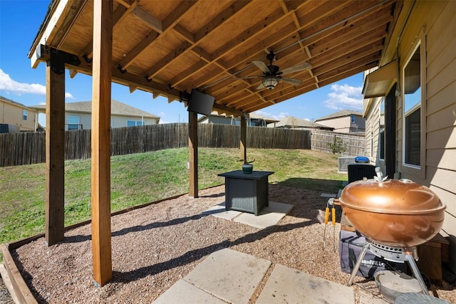 view of patio / terrace featuring grilling area and ceiling fan