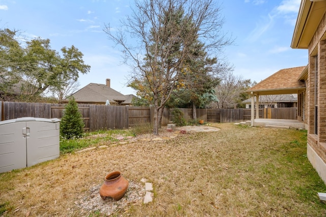 view of yard with a patio