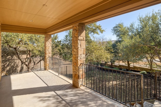 5025 Patagonia Pass, Austin, TX 78738 - view of patio / terrace