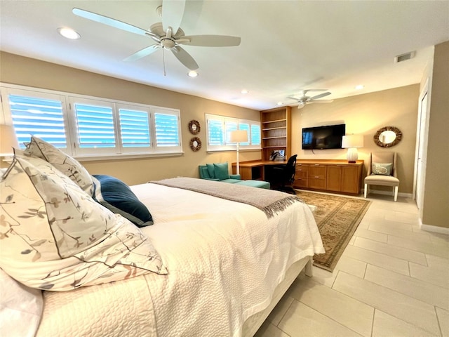 bedroom with ceiling fan