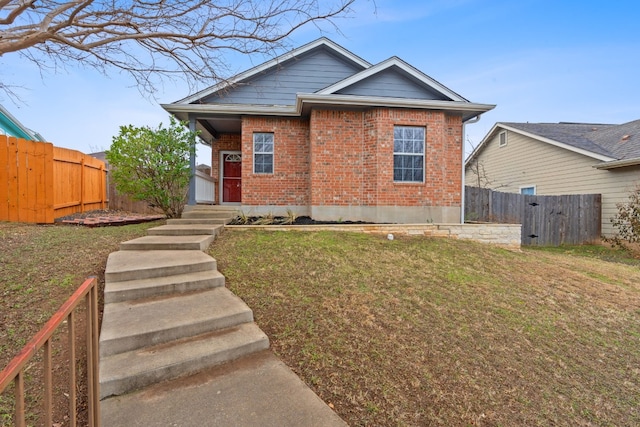 view of front of house featuring a front yard