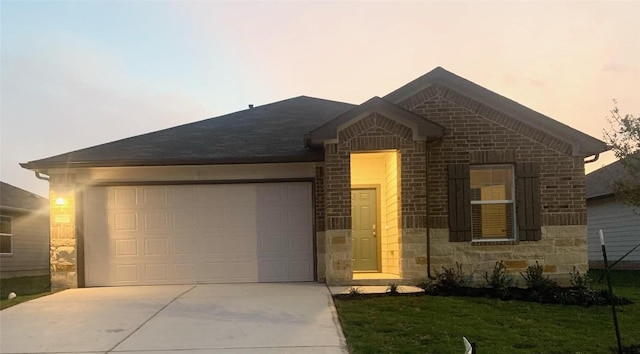 view of front of house with a garage