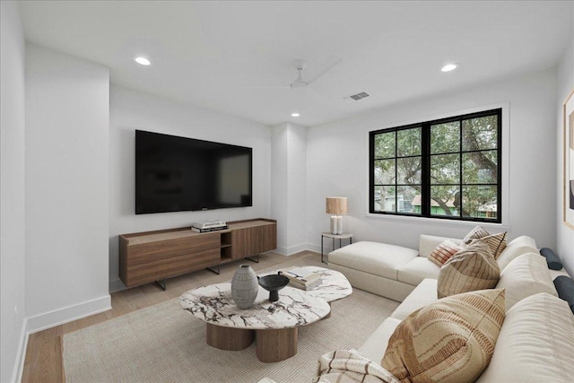 3008 W 50th St, Austin, TX 78731 - living area with recessed lighting, light wood-style floors, and a ceiling fan