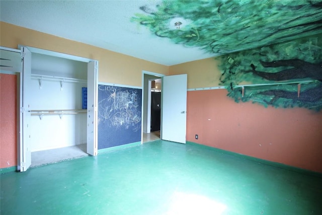 2810 Inwood Rd, Temple, TX 76502 - unfurnished bedroom with concrete flooring and baseboards