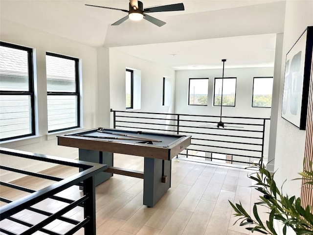 playroom with light wood-style floors, billiards, and ceiling fan