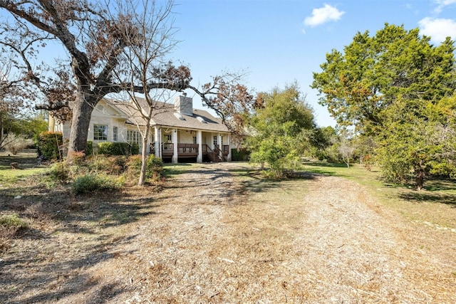 view of front facade with a porch