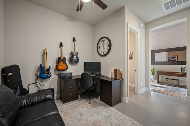 office featuring ceiling fan