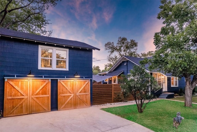 exterior space featuring a yard