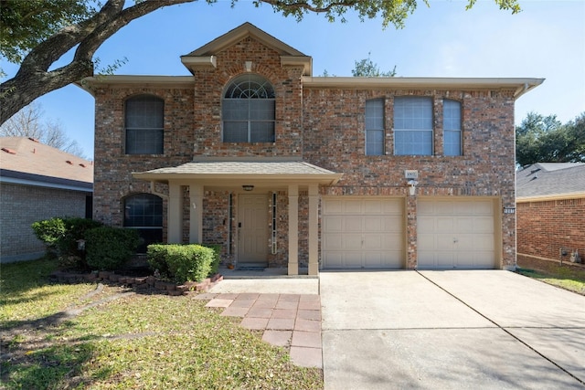 view of front facade with a garage