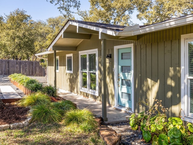 view of property entrance