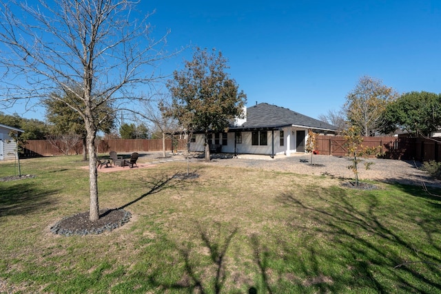 view of yard featuring a patio area