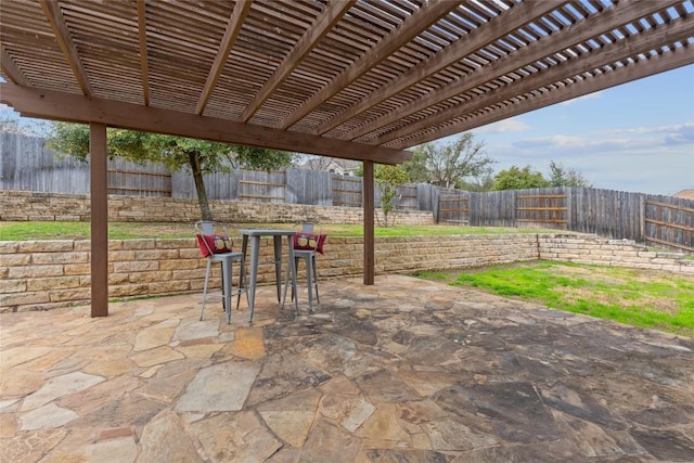 view of patio featuring a pergola