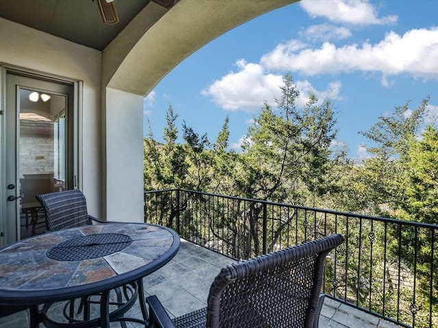 balcony with ceiling fan