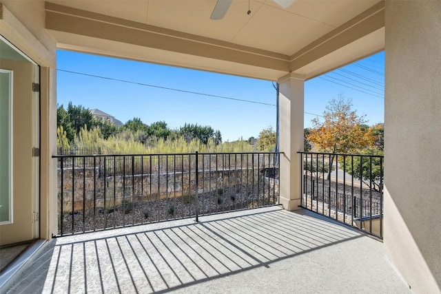 balcony with ceiling fan