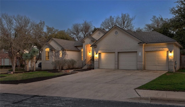 view of front facade with a garage